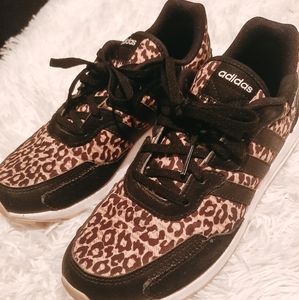 Adidas | Lepord Sneakers